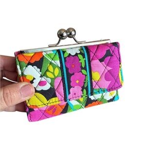 VERA BRADLEY Kiss-lock Wallet